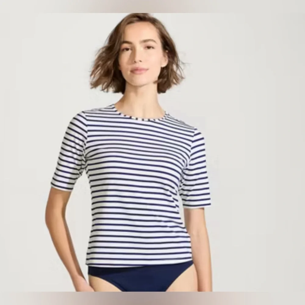 Lands' End Women's SunShade UPF 50 Elbow Sleeve Relaxed Rash Guard S